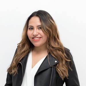 Meet your Posher, Aylin